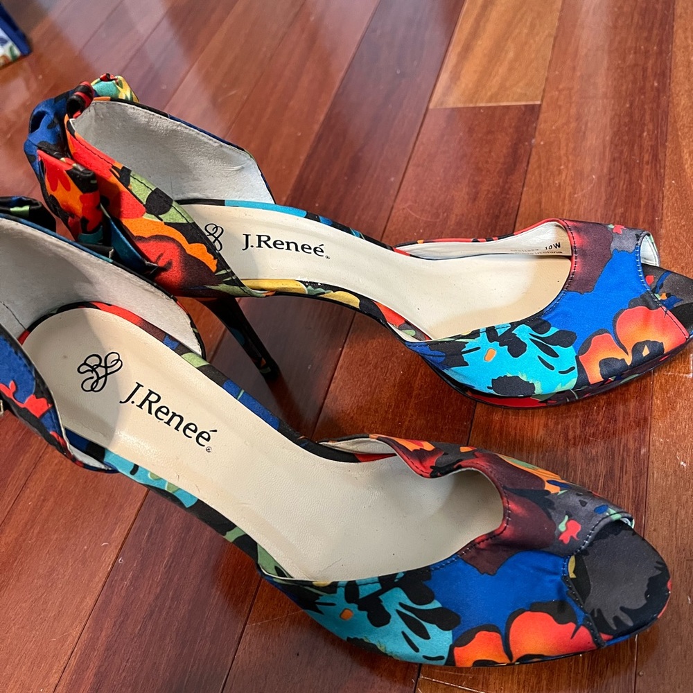J Renee floral peep toe pumps